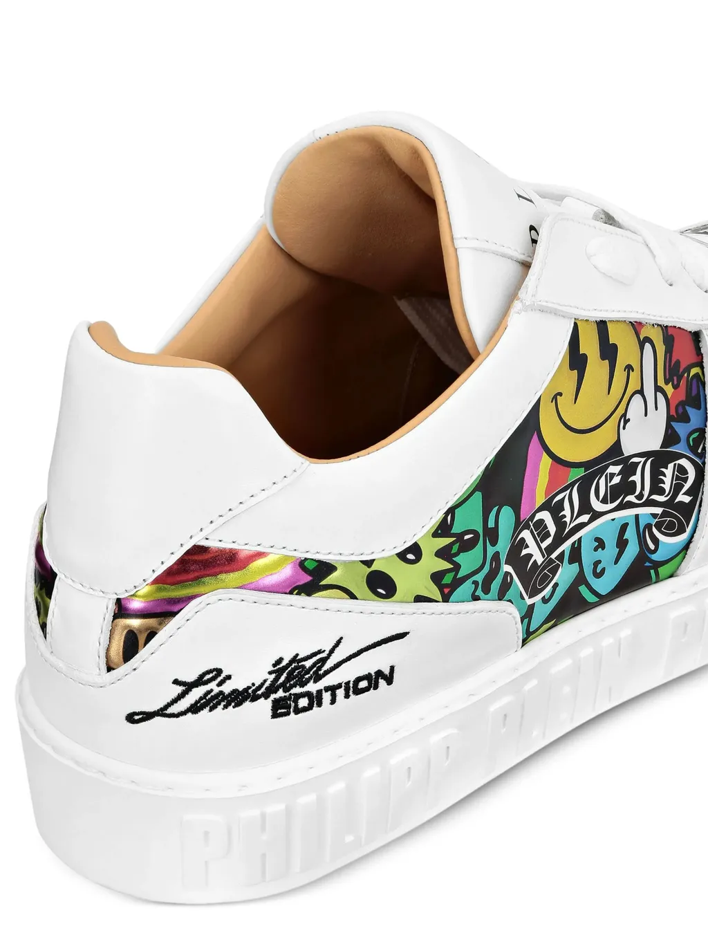 Lo-Top Sneakers
