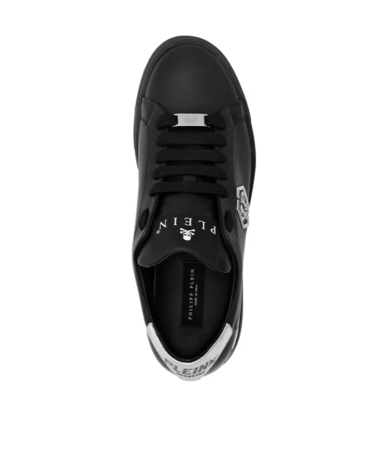 Hexagon Lo-Top Sneakers