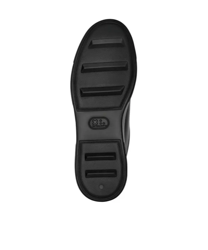 Hexagon Lo-Top Sneakers