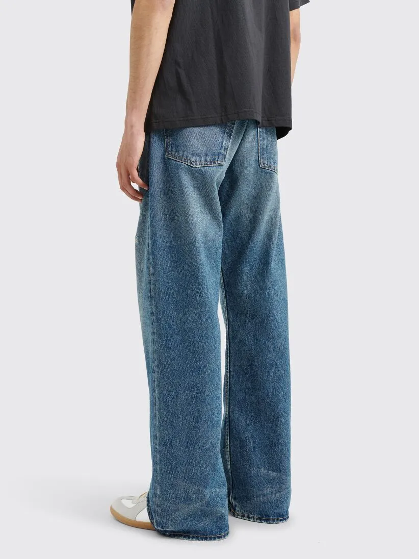 2021M Straight-Leg Loose-Fit Jeans