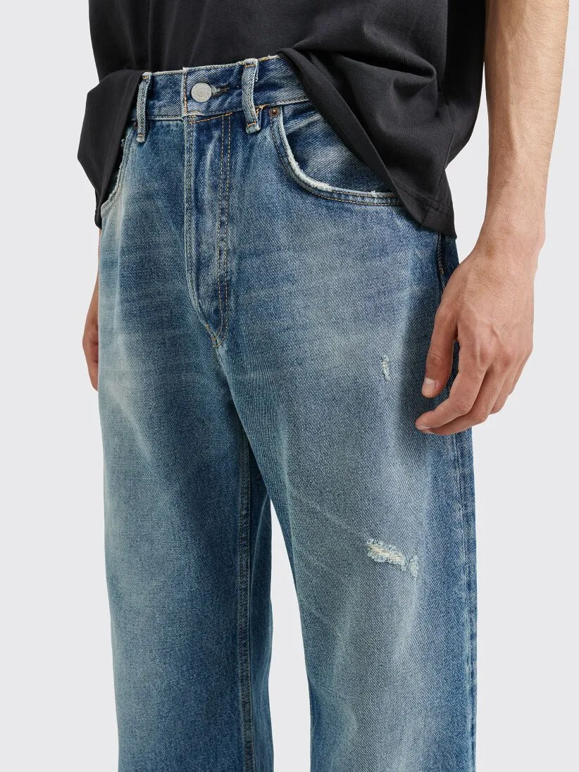 2021M Straight-Leg Loose-Fit Jeans