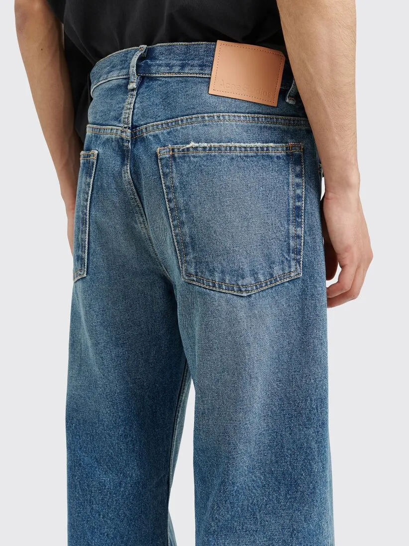 2021M Straight-Leg Loose-Fit Jeans
