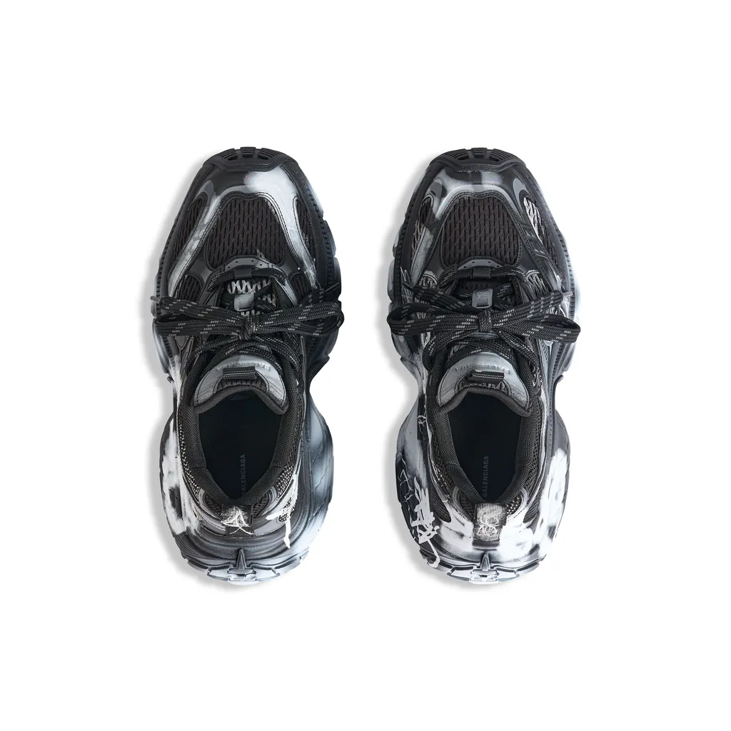 6Xl Graffiti Sneaker