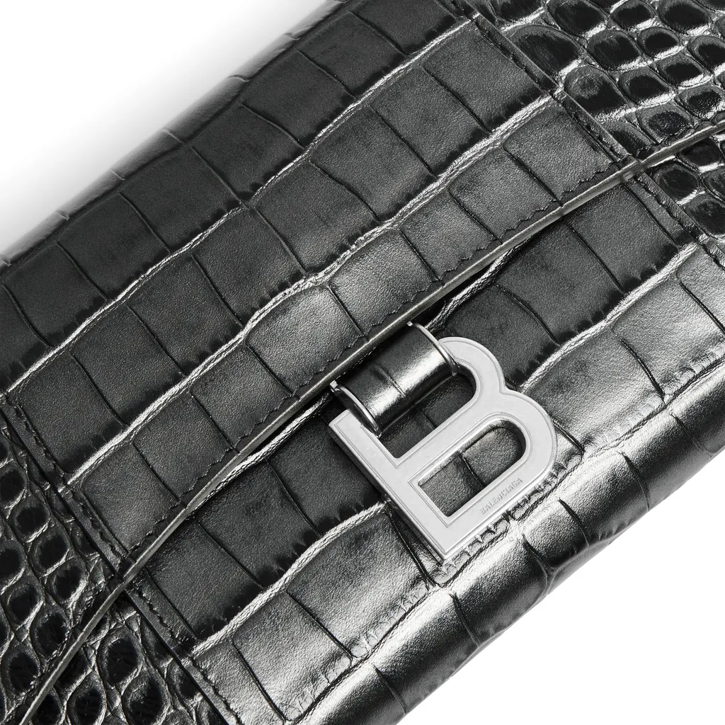 Hourglass Wallet On Chain