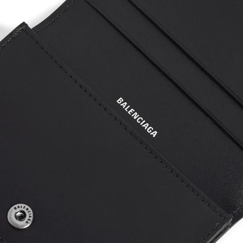 Monaco Flap Card Holder