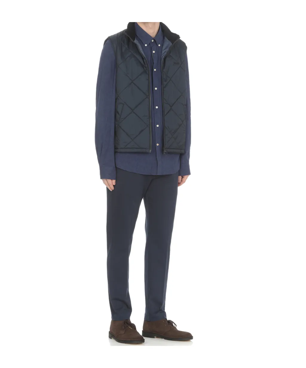 Buttoned Long-Sleeved Shirt