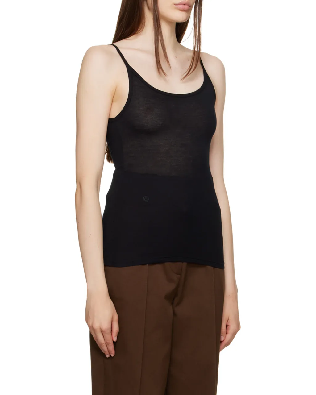 Low Round Neck Vest