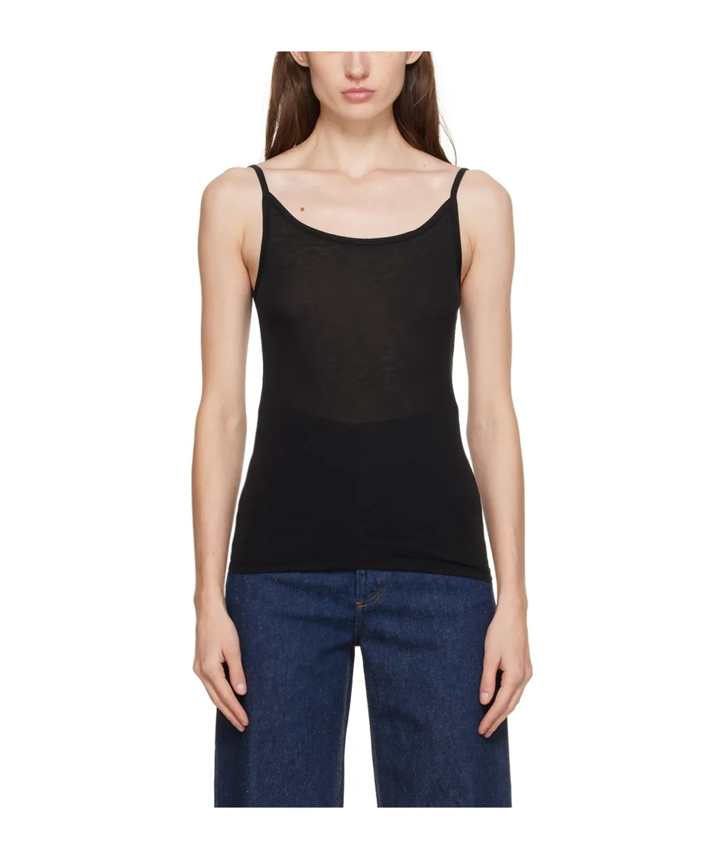 Low Round Neck Vest