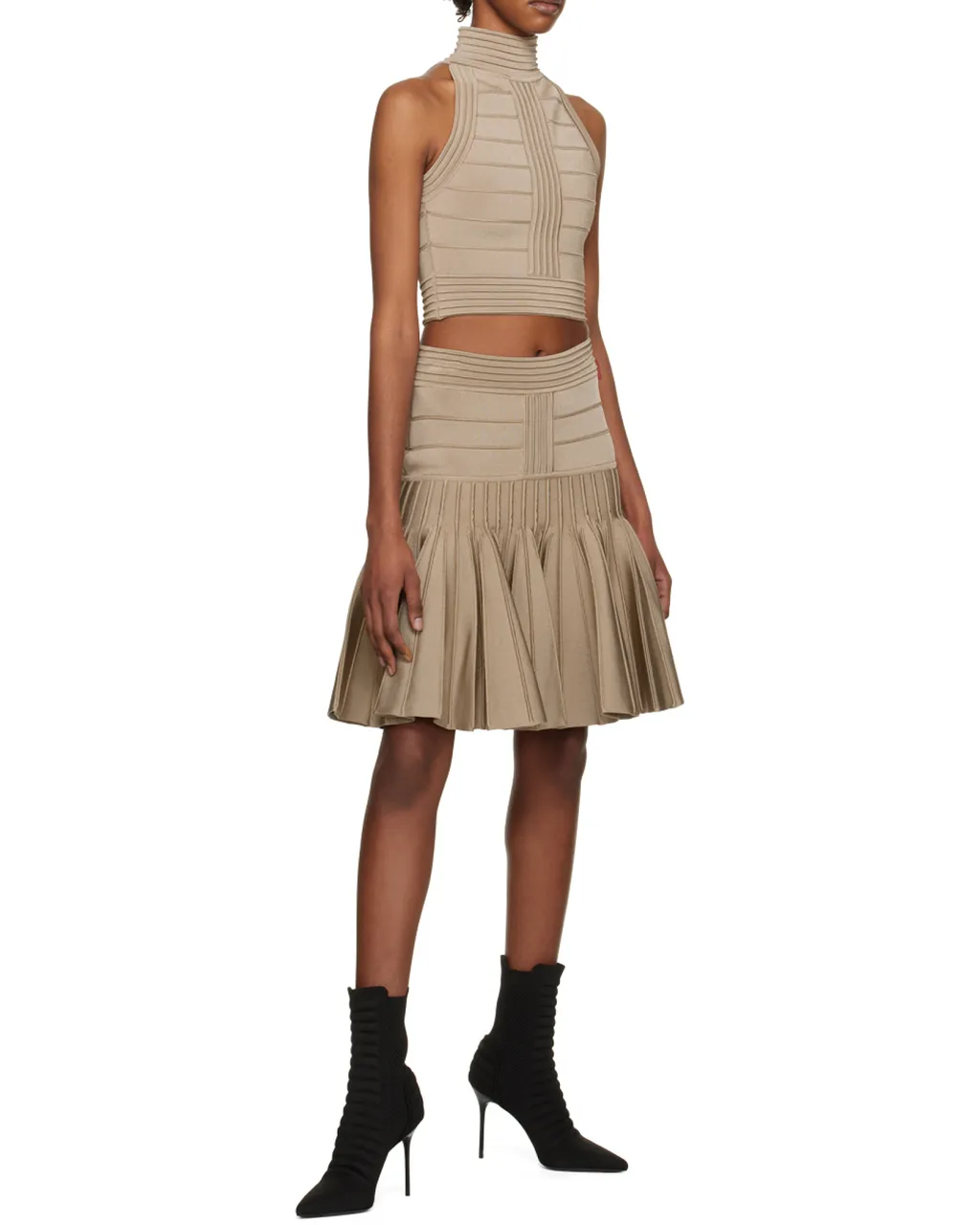 High Neck Seam Detailed Cropped Top