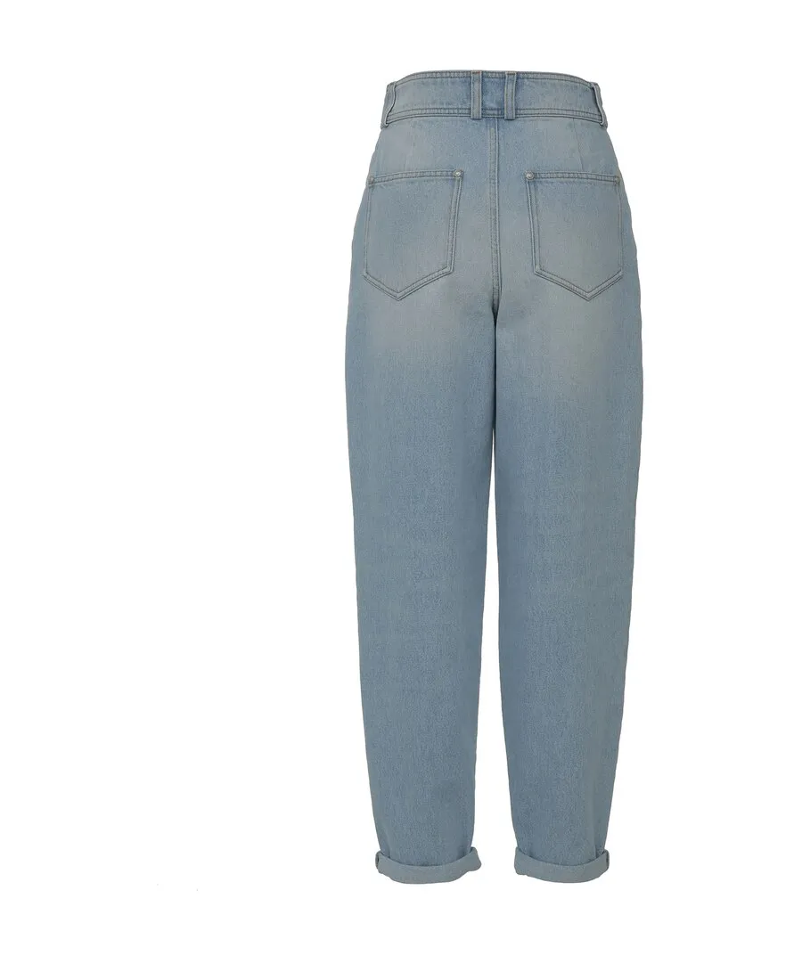 Pleated Tapered Jeans