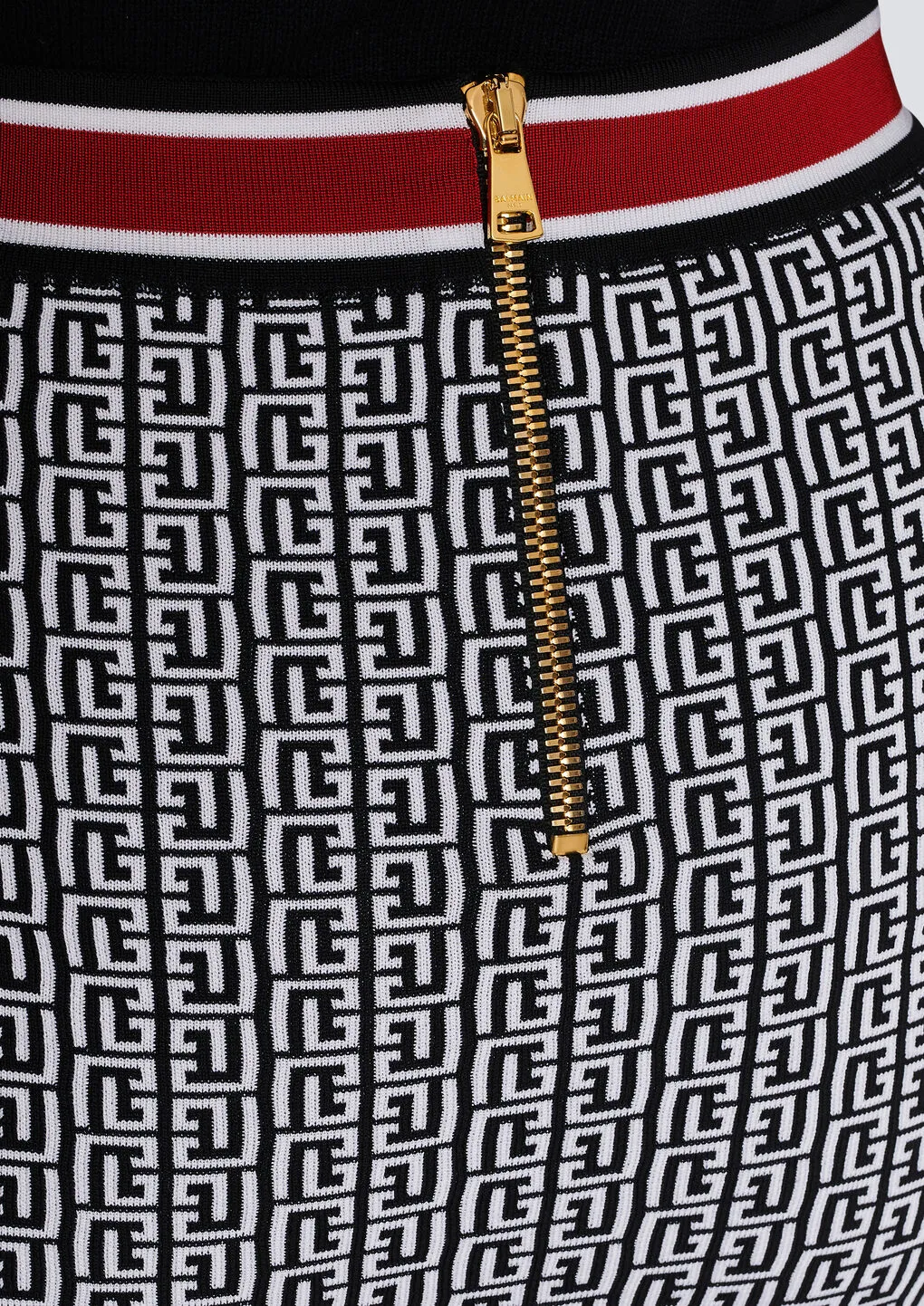 Button Embellished Knit Skirt