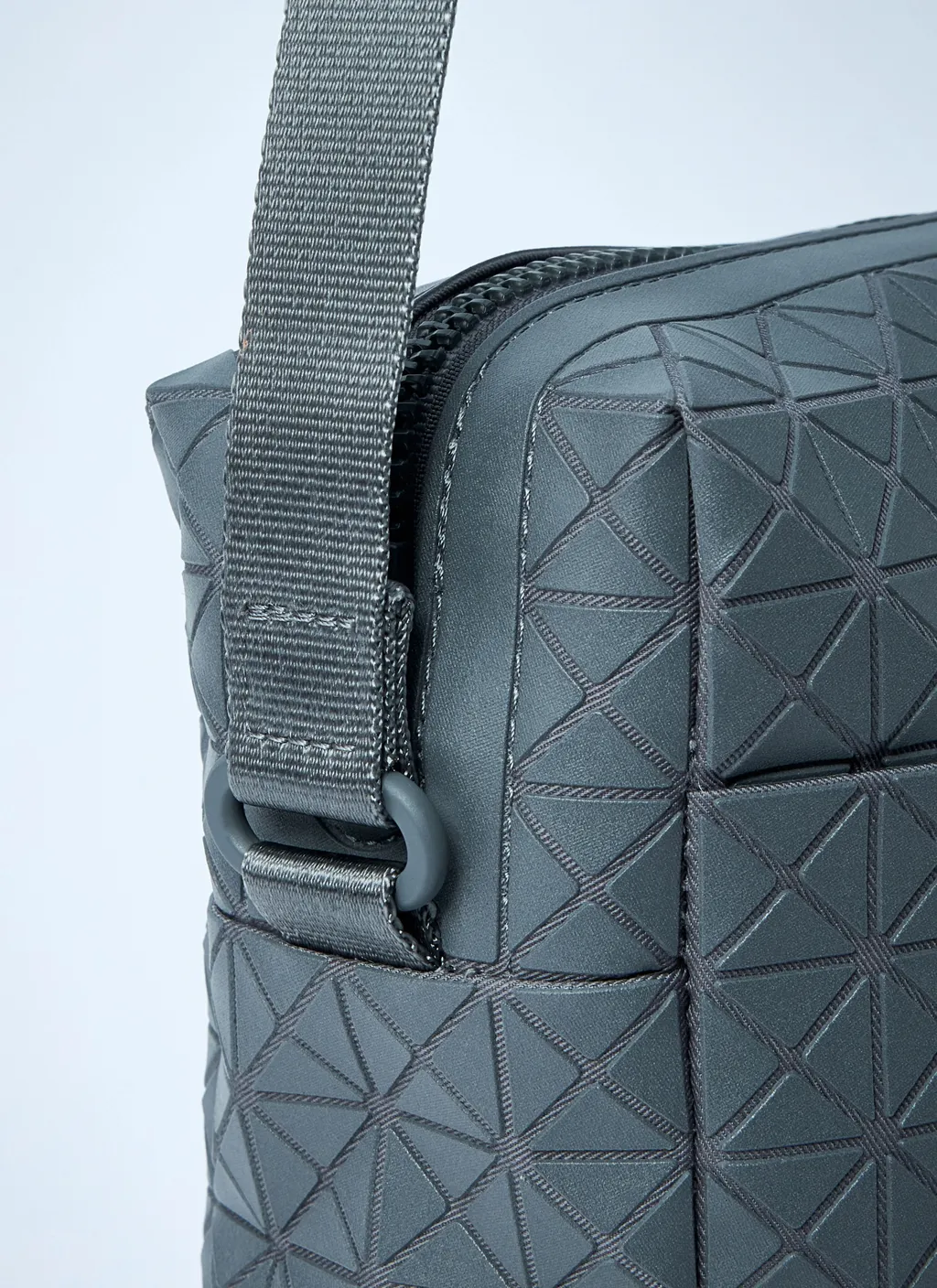 Voyager Messenger Bag