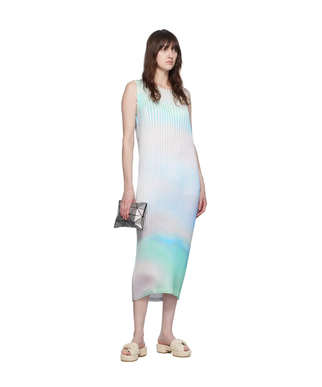 Lucent Clutch
