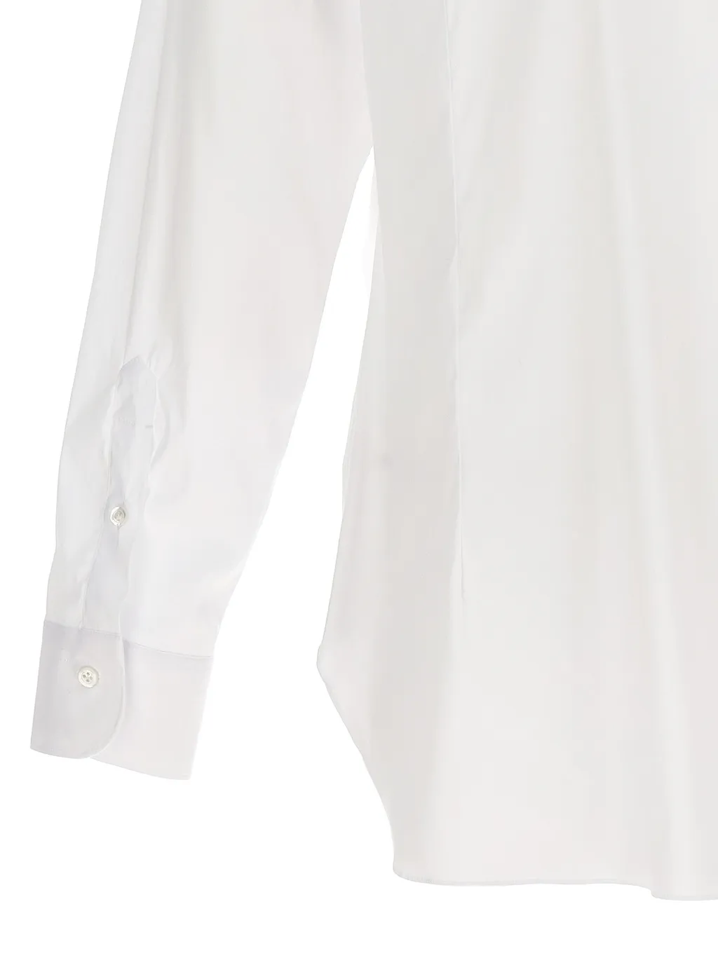 Long-Sleeved Buttoned Shirt