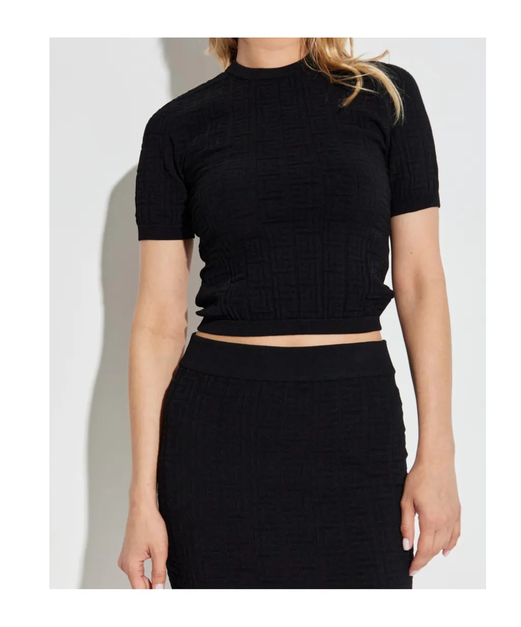 Emblem Patterned Cropped Top