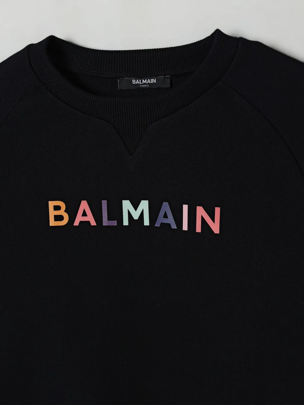 Long-Sleeved Sweatshirt