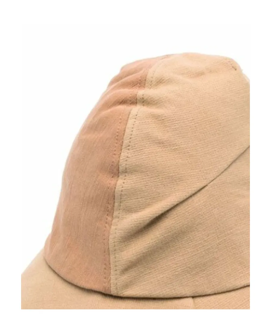 Logo Hat