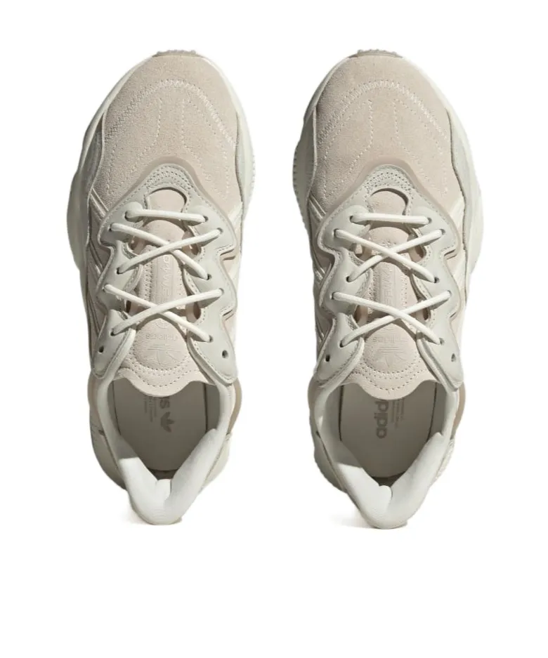 Round-Head Sneakers