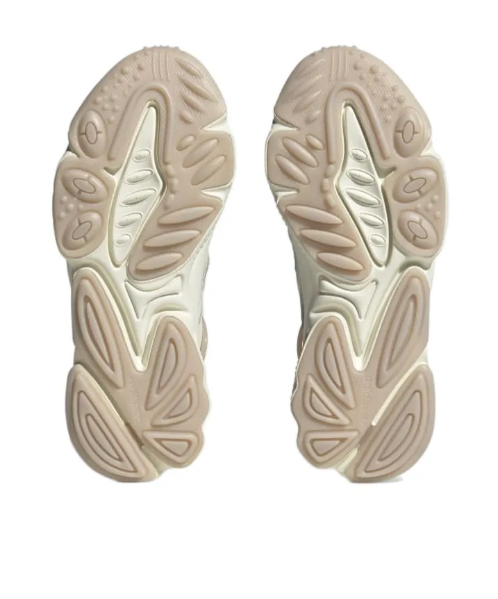 Round-Head Sneakers