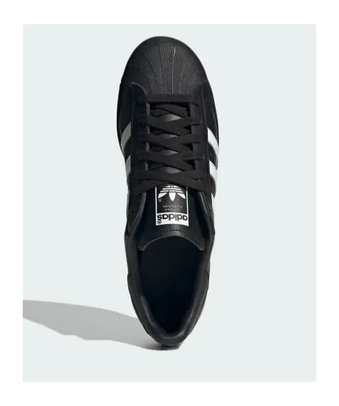 Superstar 82 Low-Top Sneakers