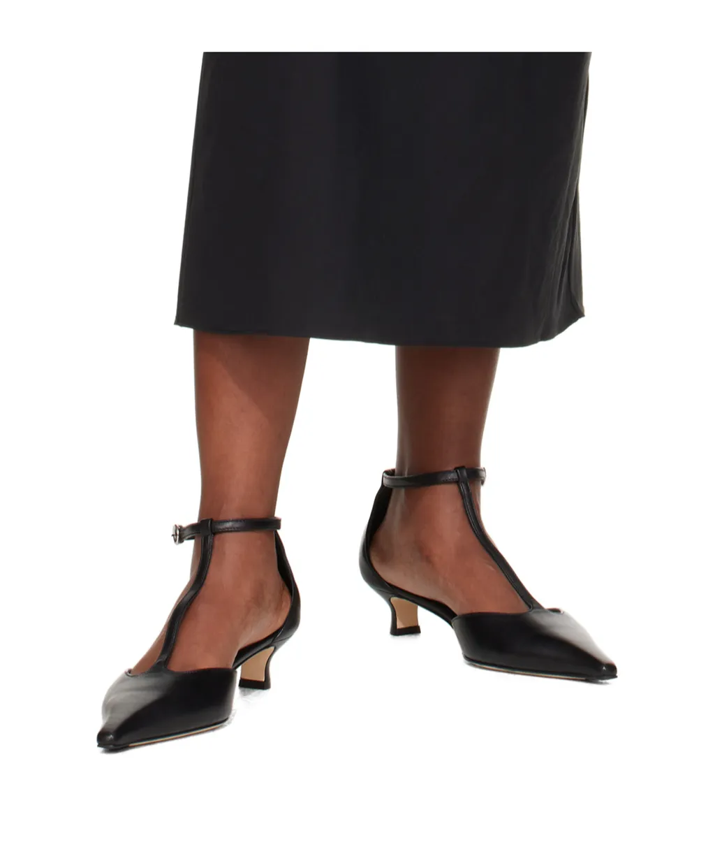 Liz T-Bar Heels