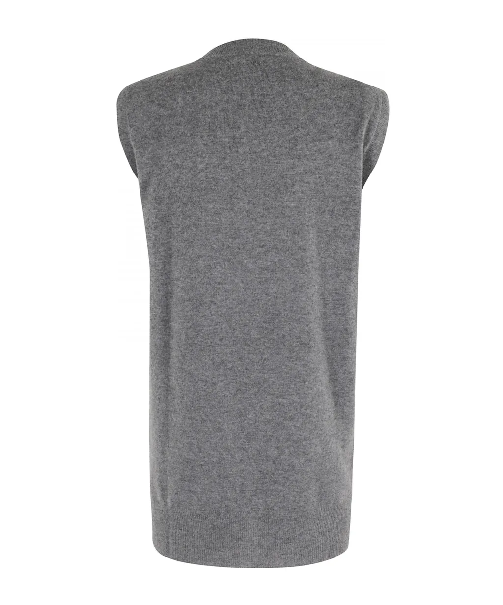 V-Neck Buttoned Knitted Vest