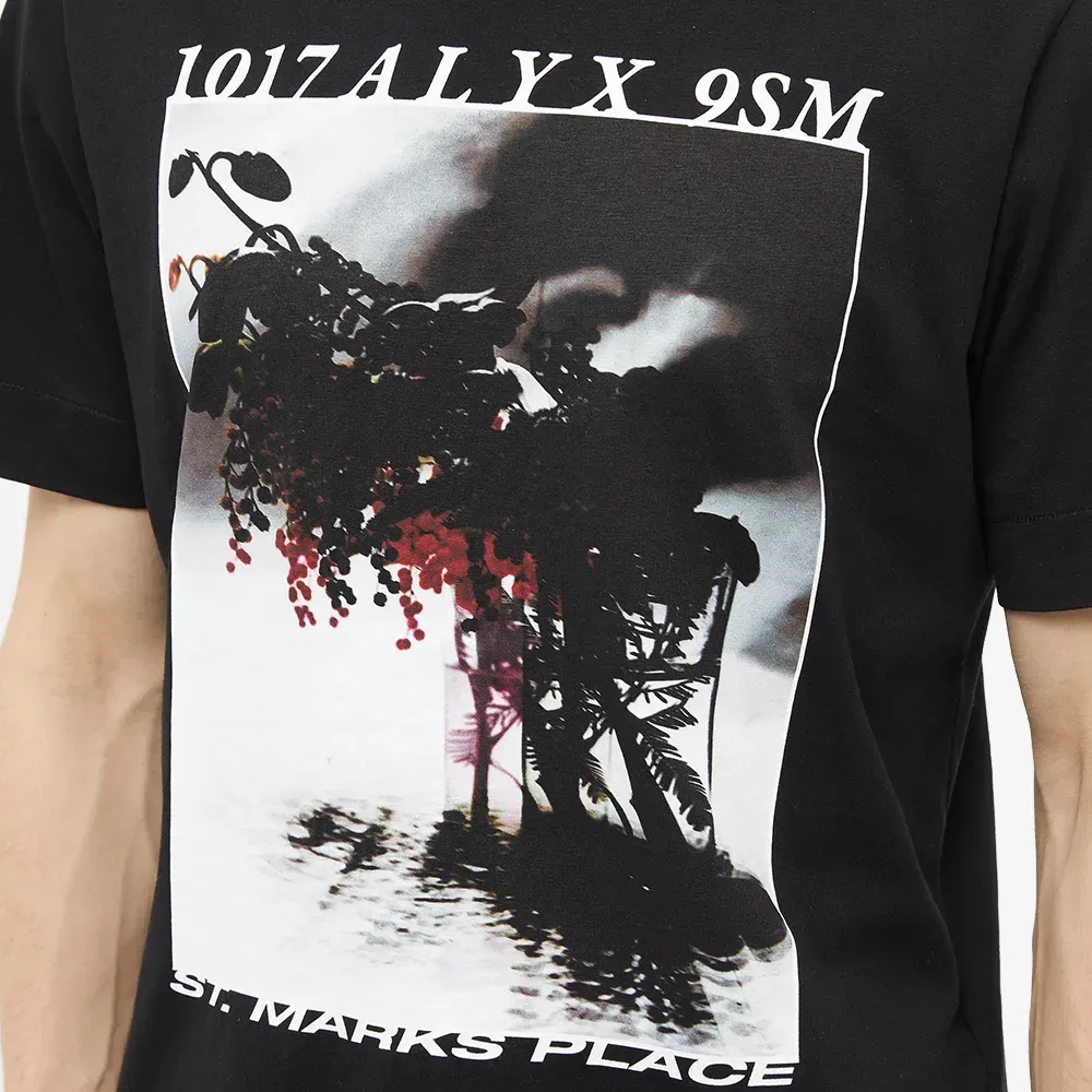 Logo-Print Detail T-Shirt