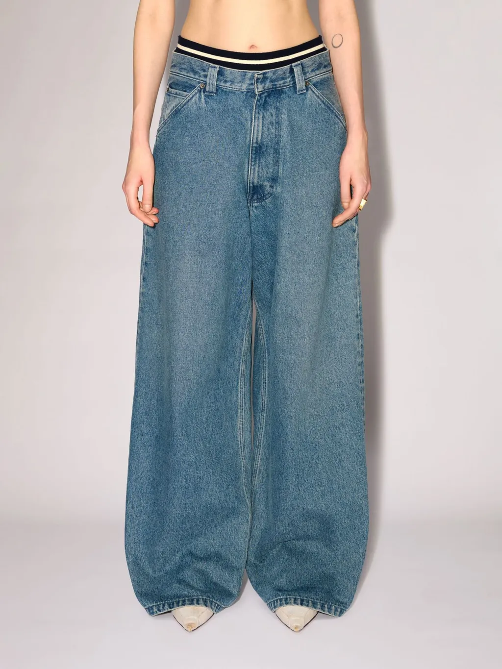 Wide-Leg Jeans