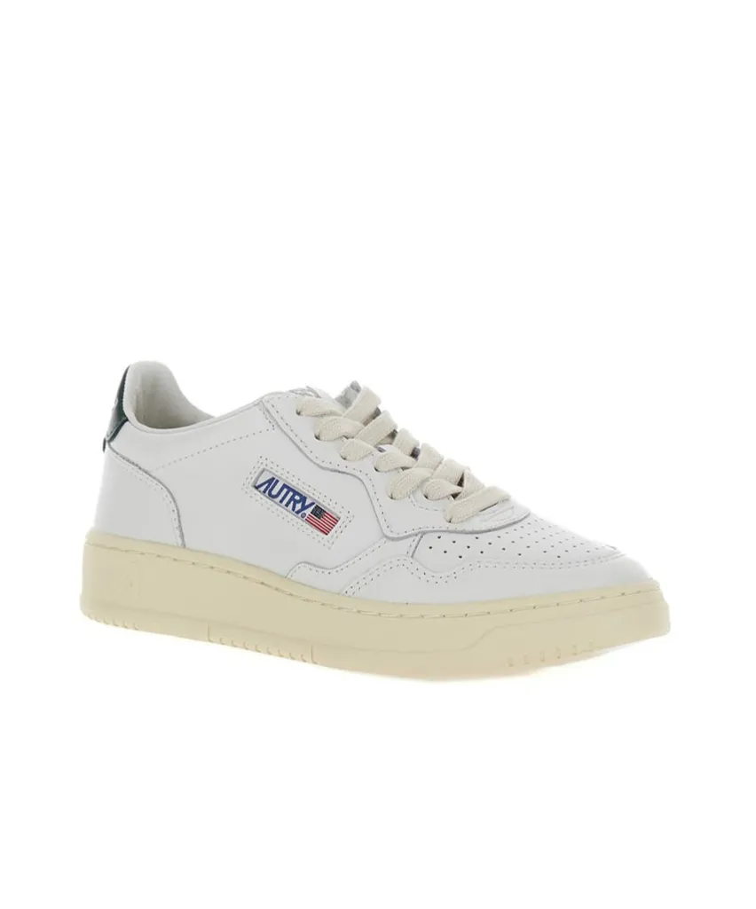 Medalist Low-Top Sneakers