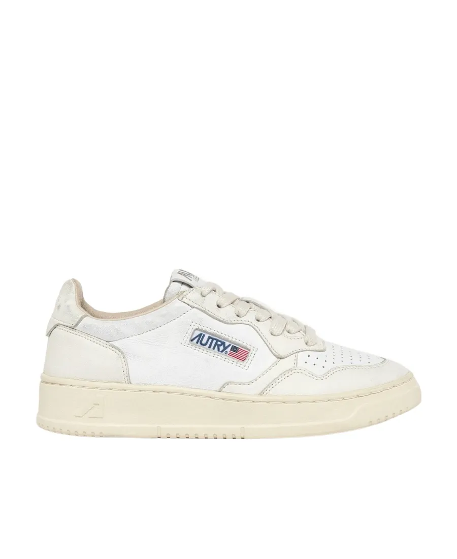 Medalist Low-Top Sneakers