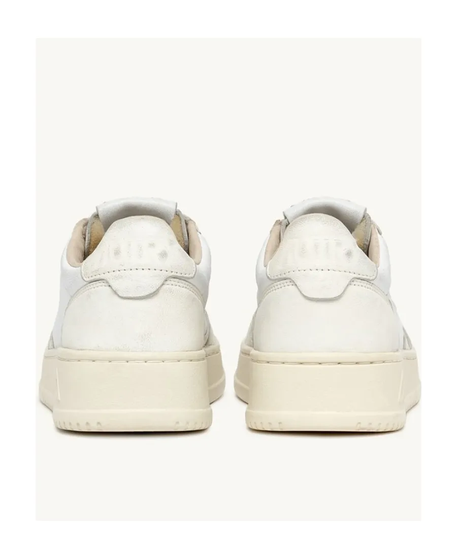 Medalist Low-Top Sneakers