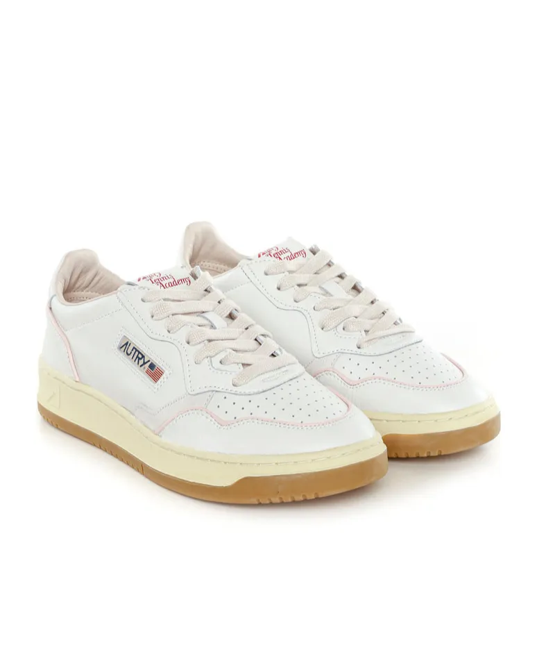 Round Head Low Upper Board Shoes