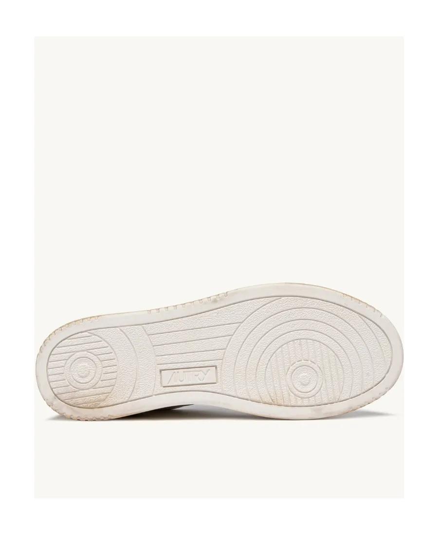 Low Top Sneakers