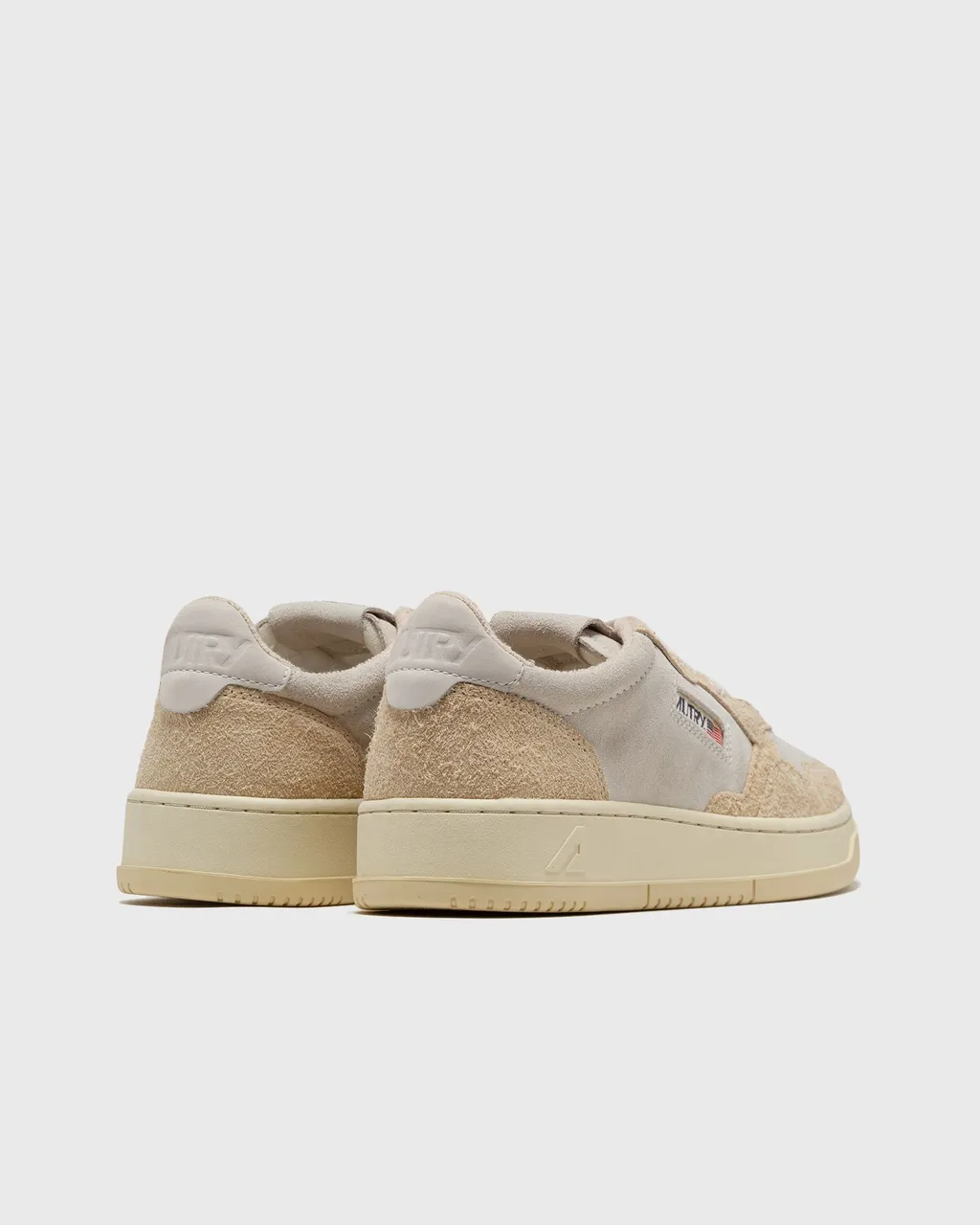 Medalist Low-Top Sneakers