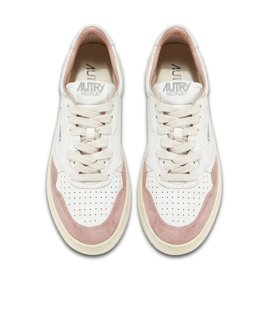 Medalist Low-Top Sneakers