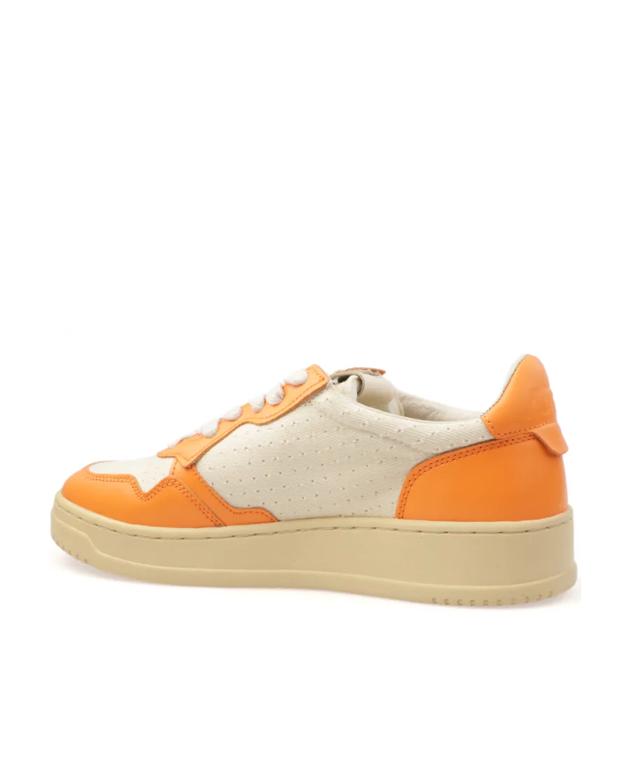 Colourblock Round-Toe Lace-Up Sneakers