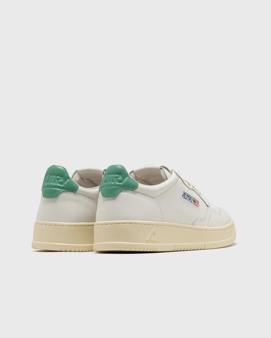Dallas Low-Top Sneakers