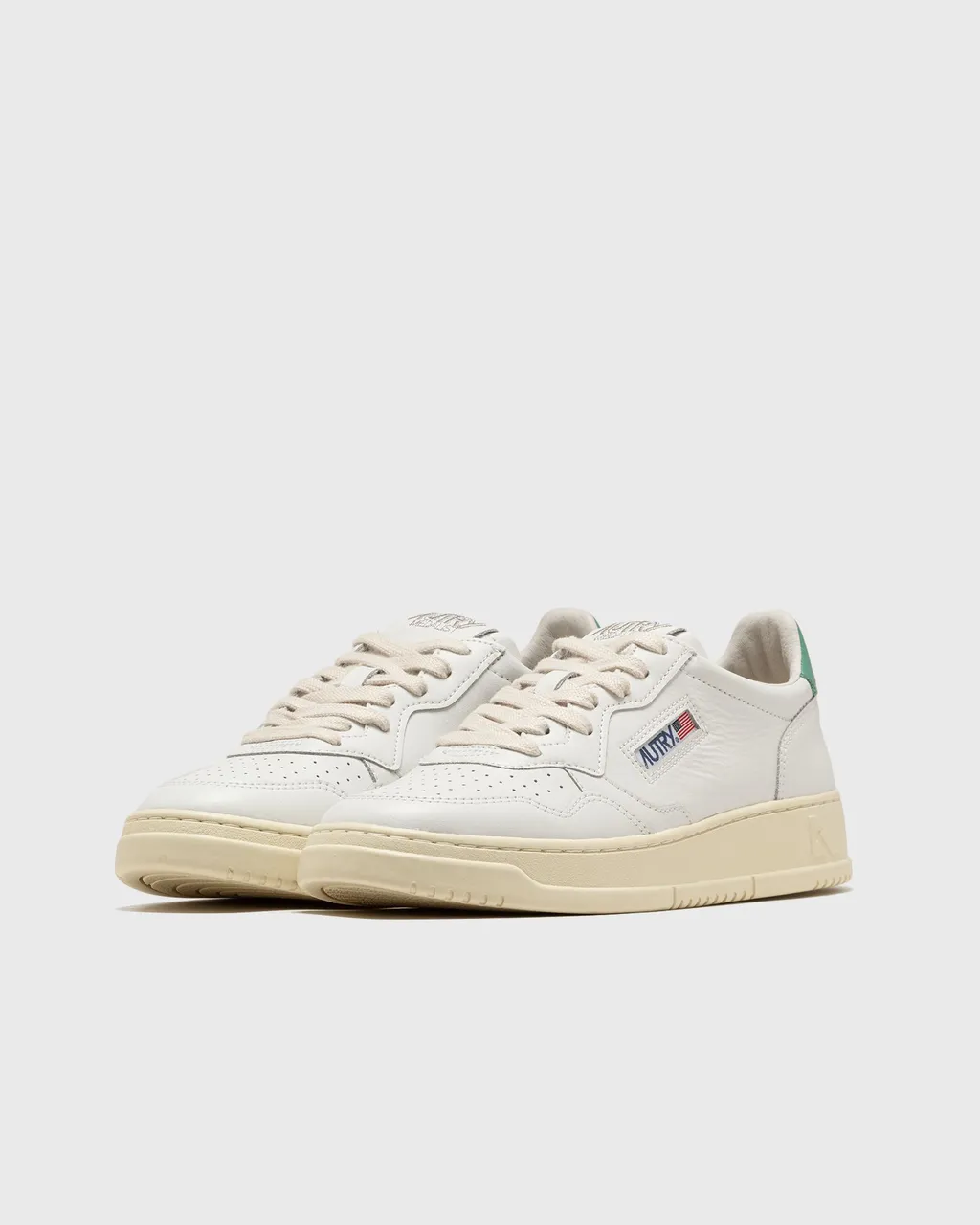 Dallas Low-Top Sneakers