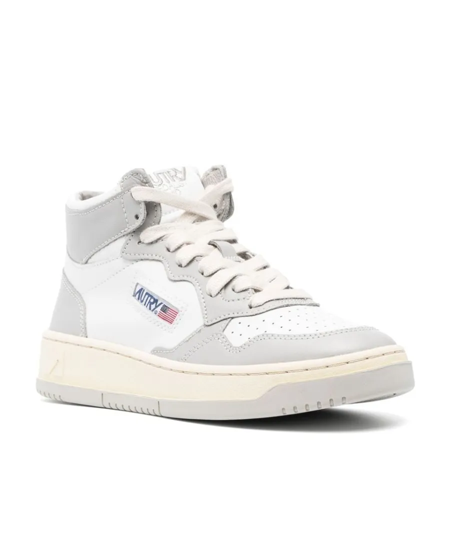 Medalist Mid Bicolor Sneakers