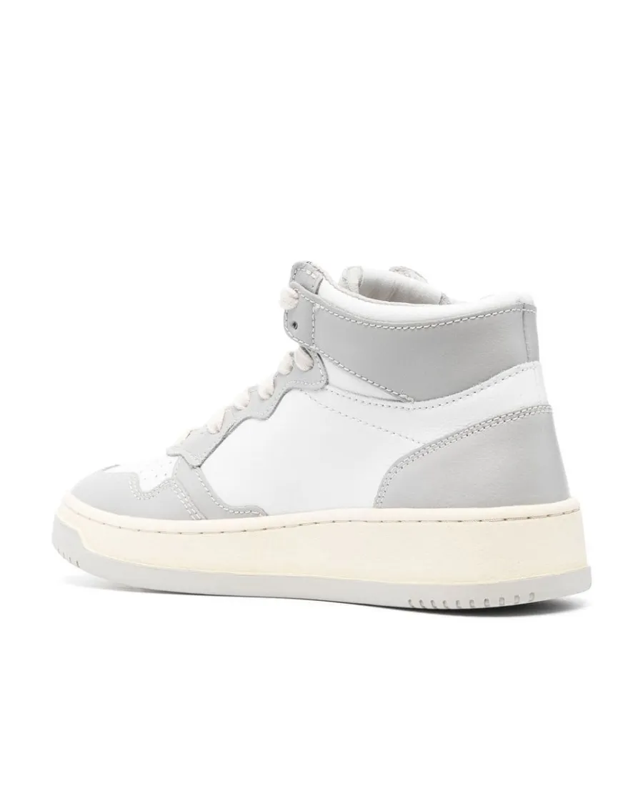 Medalist Mid Bicolor Sneakers