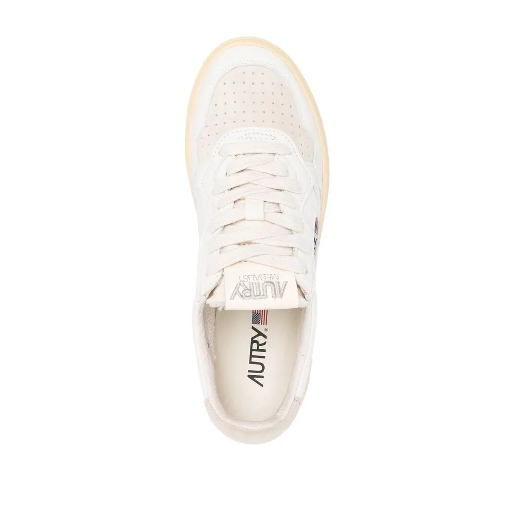 Medalist Low-Top Sneakers
