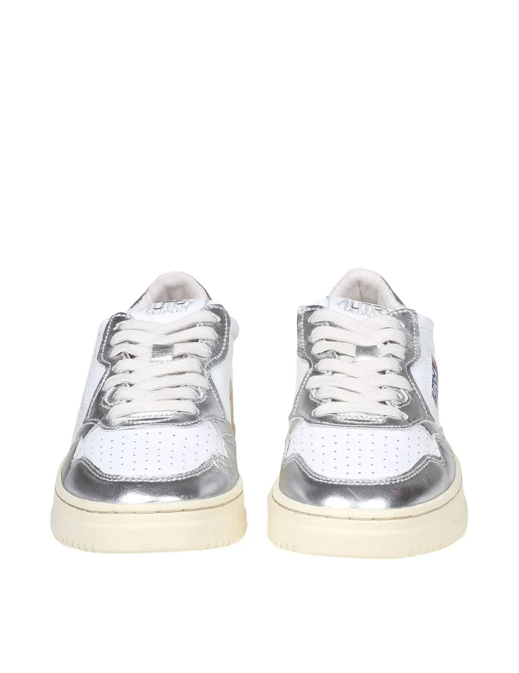 Medalist Low-Top Sneakers