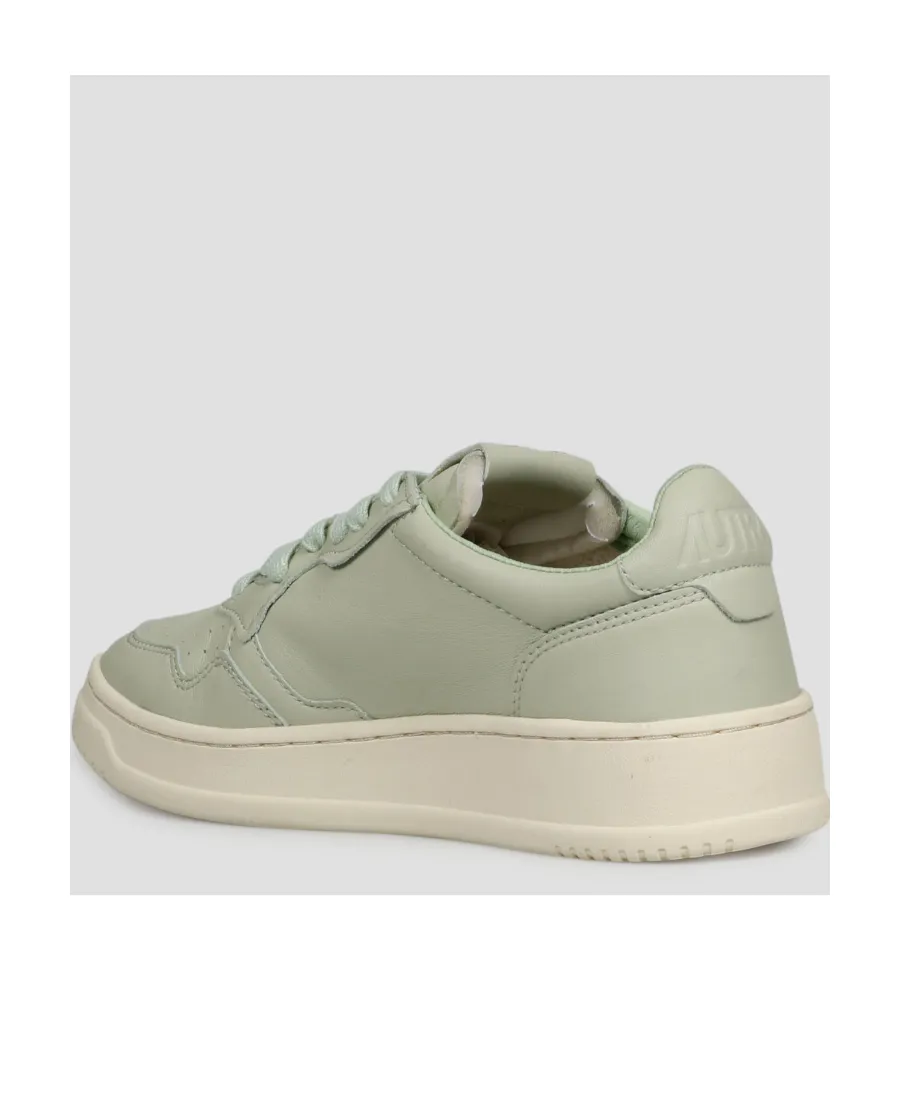 Medalist Low-Top Sneakers