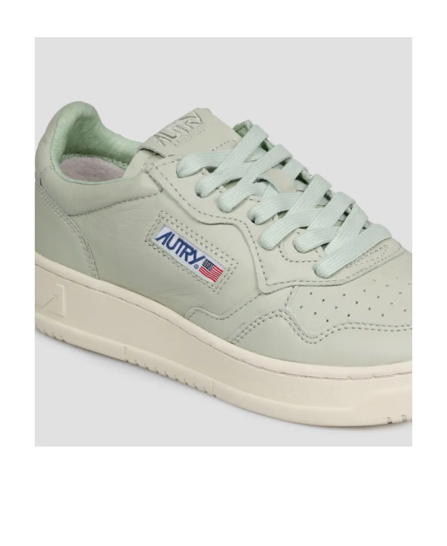 Medalist Low-Top Sneakers