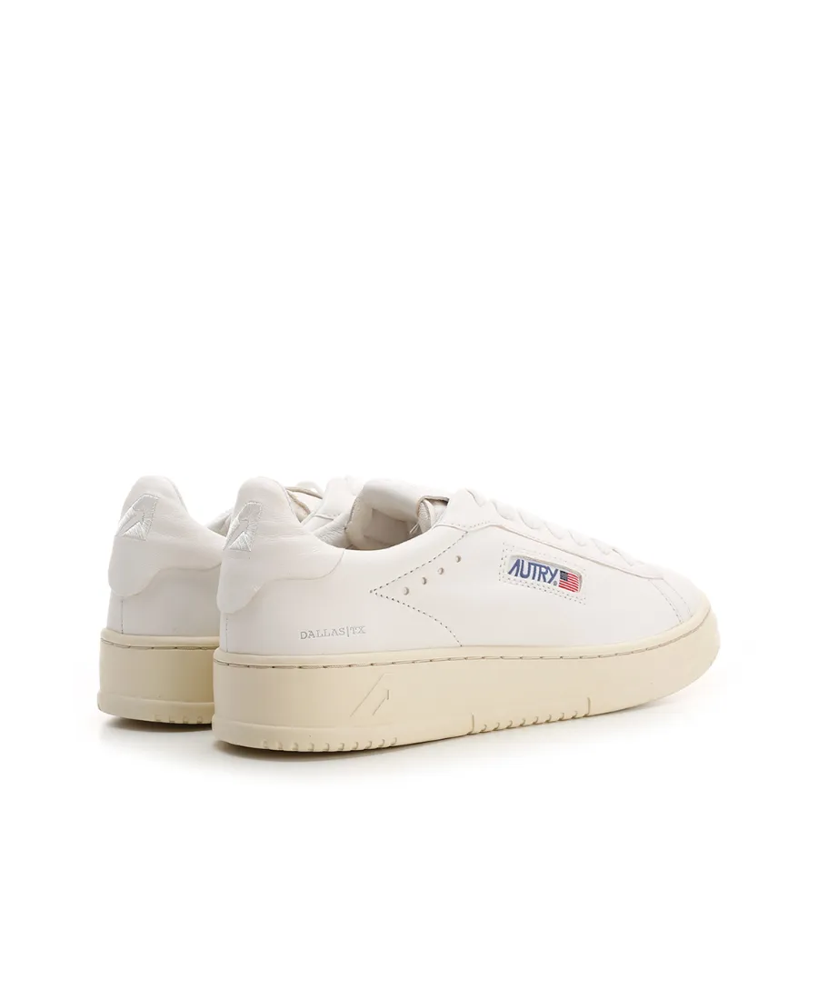 Dallas Low-Top Sneakers