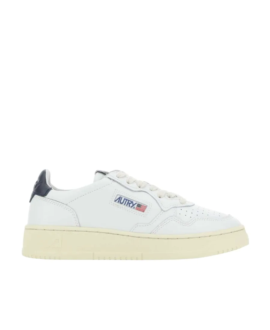 Medalist Low-Top Sneakers
