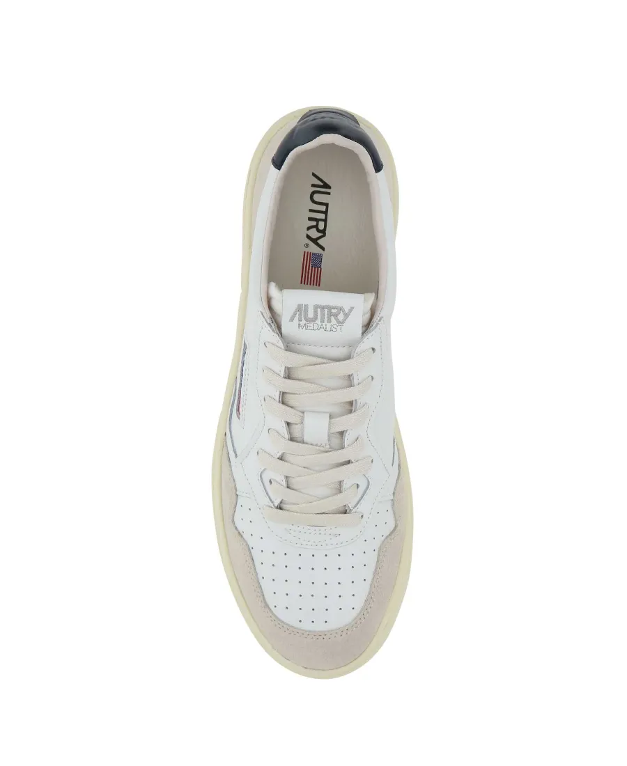Medalist Low Sneakers