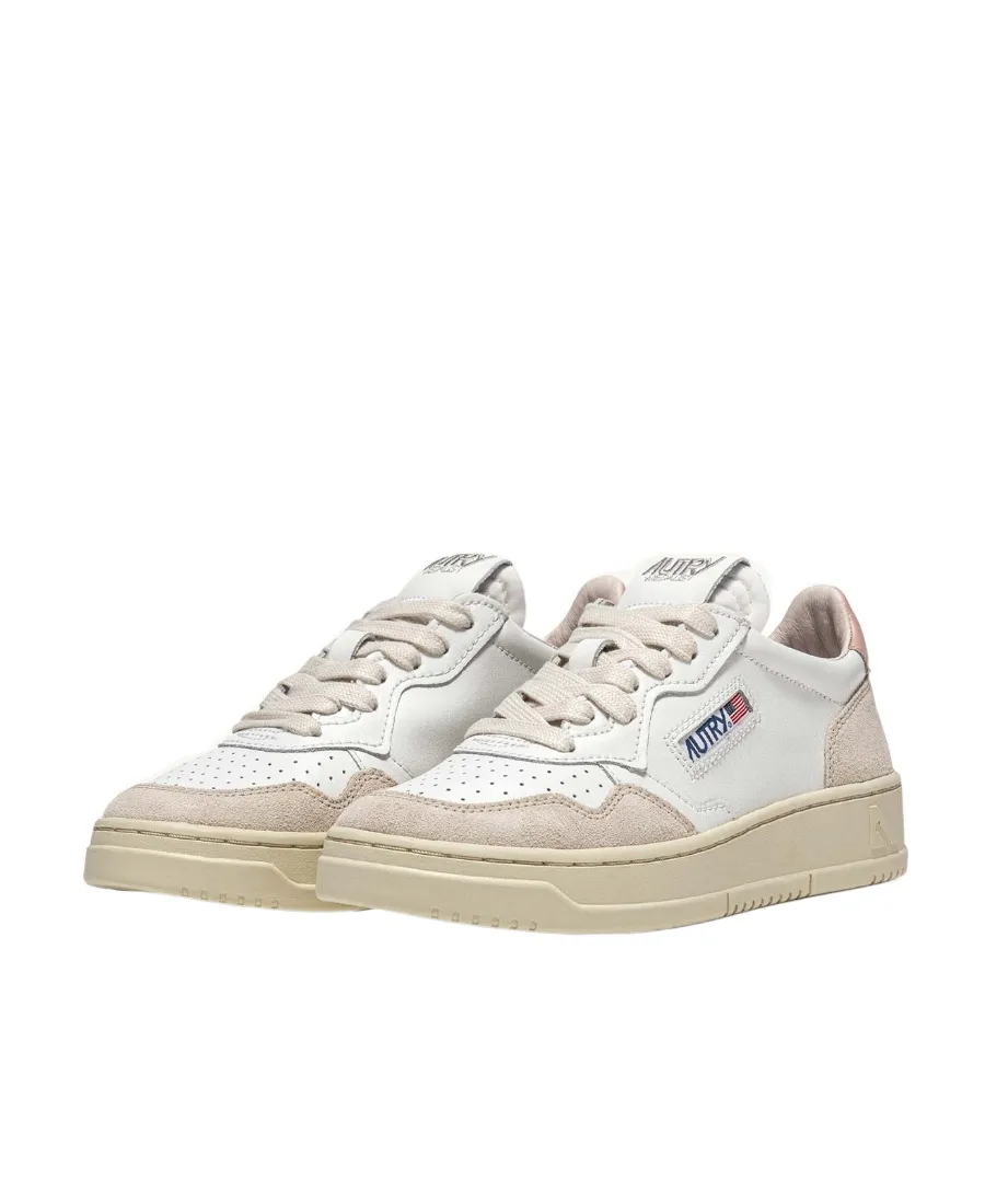 Round Toe Low-Top Sneakers