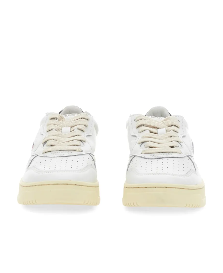 Medalist Low Sneakers