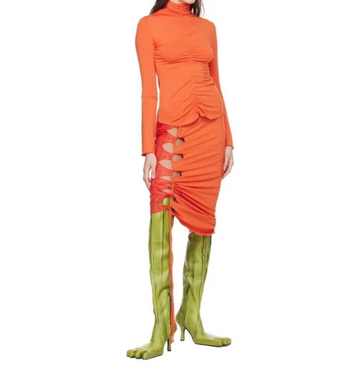 High-Necked Long-Sleeved Sweater